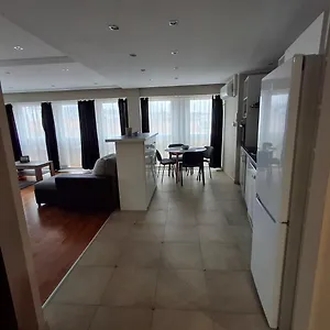 Unicorniselit , Eger Węgry