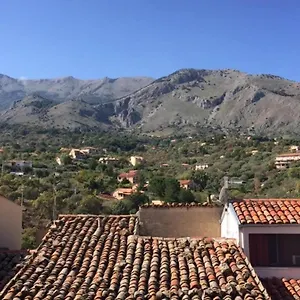 https://casa-levante-castelbuono-sicily.sicilyhotelsitaly.net